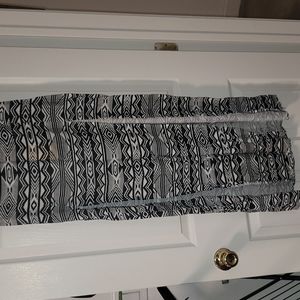 Long black and white skirt with slits